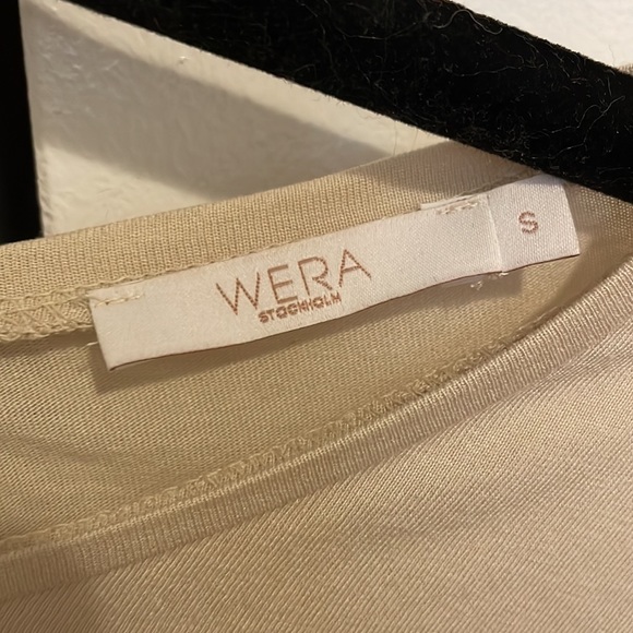 Beige long sleeve blouse! - Picture 3 of 3